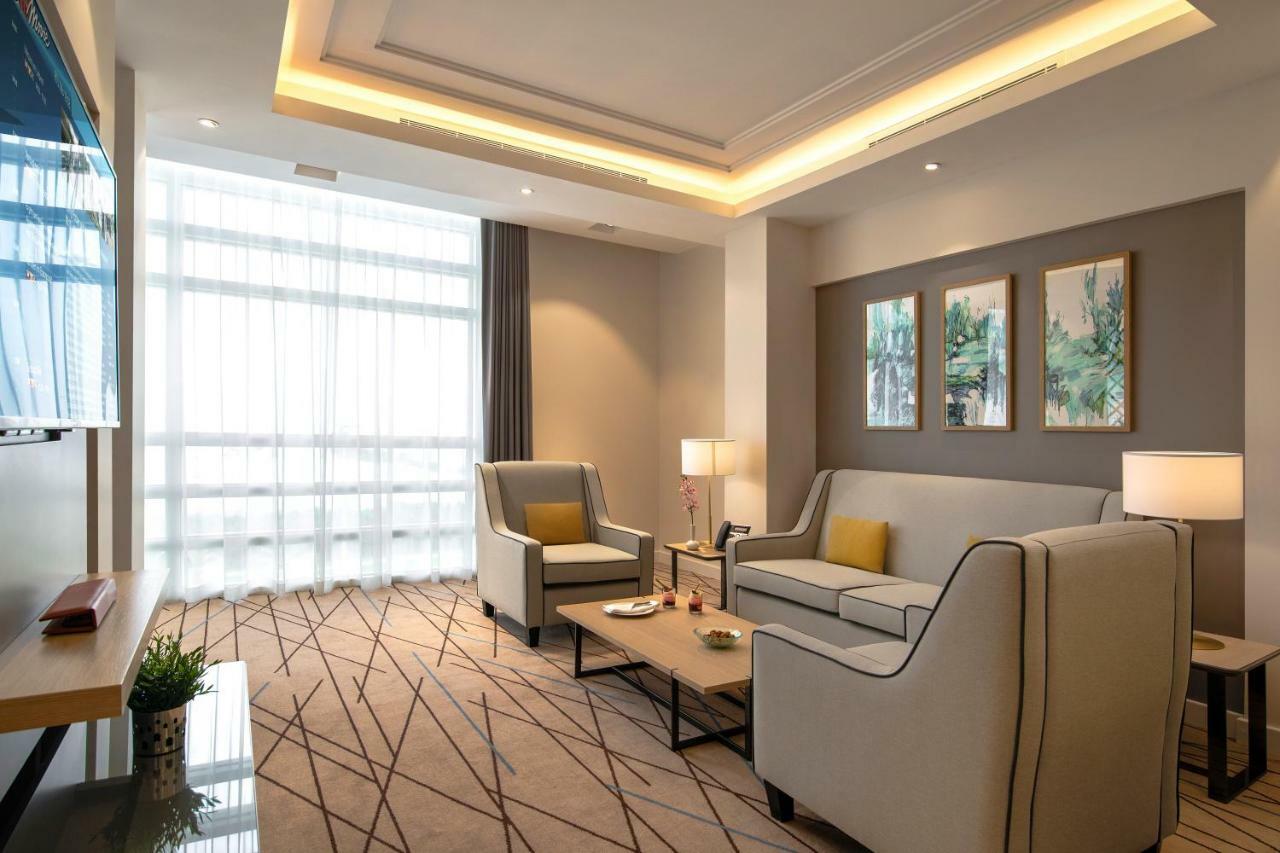 Cristal Amaken Riyadh